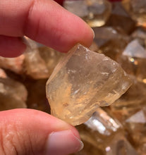 Charger l'image dans la galerie, Citrine brut 87