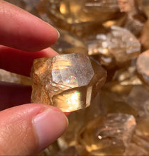 Charger l'image dans la galerie, Citrine brut 38