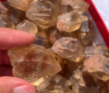 Charger l'image dans la galerie, Citrine brut 66