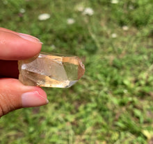 Charger l'image dans la galerie, Citrine brut 74