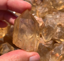 Charger l'image dans la galerie, Citrine brut 32