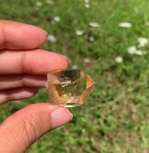 Charger l'image dans la galerie, Citrine brut 82