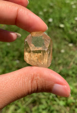 Charger l'image dans la galerie, VENDU Citrine brut 57