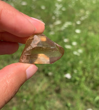 Charger l'image dans la galerie, VENDU Citrine brut 99