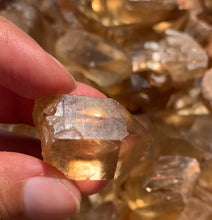 Charger l'image dans la galerie, Citrine brut 38