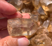 Charger l'image dans la galerie, Citrine brut 80