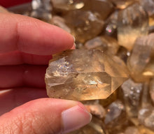 Charger l'image dans la galerie, Citrine brut 92