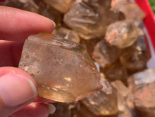 Charger l'image dans la galerie, Citrine brut 70