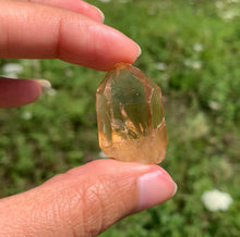 Charger l'image dans la galerie, Citrine brut 86