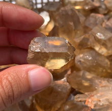 Charger l'image dans la galerie, Citrine brut 49
