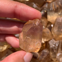 Charger l'image dans la galerie, Citrine brut 93