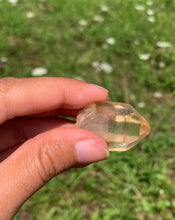 Charger l'image dans la galerie, Citrine brut 83