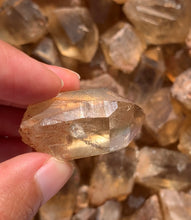 Charger l'image dans la galerie, Citrine brut 59