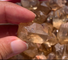 Charger l'image dans la galerie, Citrine brut 93