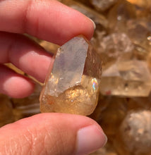 Charger l'image dans la galerie, Citrine brut 86