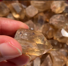 Charger l'image dans la galerie, Citrine brut 63