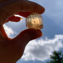 Charger l'image dans la galerie, Citrine brut 60