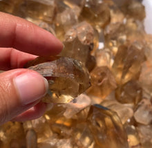 Charger l'image dans la galerie, Citrine brut 102