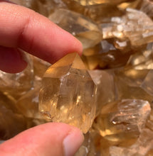 Charger l'image dans la galerie, Citrine brut 38