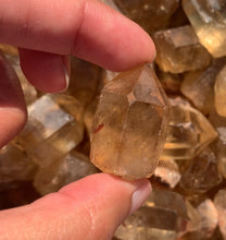 Charger l'image dans la galerie, Citrine brut 98