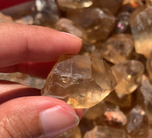 Charger l'image dans la galerie, Citrine brut 90