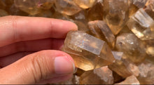 Charger l'image dans la galerie, Citrine brut 55