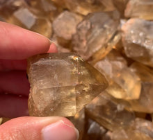 Charger l'image dans la galerie, Citrine brut 60