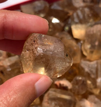 Charger l'image dans la galerie, Citrine brut 94