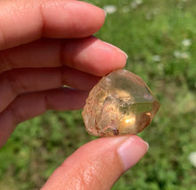 Charger l'image dans la galerie, Citrine brut 91