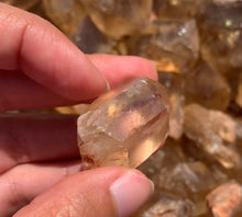 Charger l'image dans la galerie, Citrine brut 83