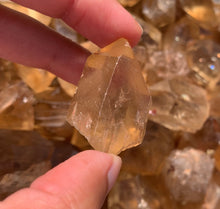 Charger l'image dans la galerie, Citrine brut 84