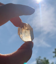 Charger l'image dans la galerie, Citrine brut 93