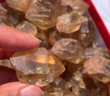 Charger l'image dans la galerie, Citrine brut 66