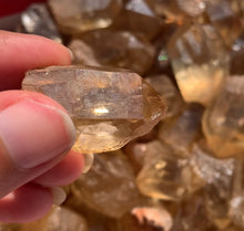 Charger l'image dans la galerie, Citrine brut 97