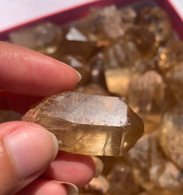 Charger l'image dans la galerie, Citrine brut 95