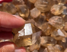 Charger l'image dans la galerie, Citrine brut 60