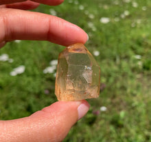 Charger l'image dans la galerie, Citrine brut 84