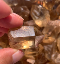 Charger l'image dans la galerie, Citrine brut 98