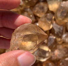 Charger l'image dans la galerie, Citrine brut 91