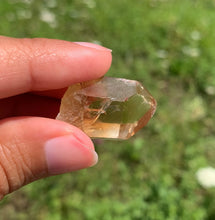 Charger l'image dans la galerie, Citrine brut 86