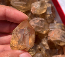 Charger l'image dans la galerie, Citrine brut 66