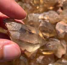 Charger l'image dans la galerie, Citrine brut 35
