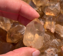 Charger l'image dans la galerie, Citrine brut 83