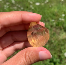 Charger l'image dans la galerie, Citrine brut 91