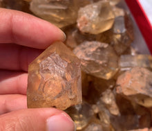Charger l'image dans la galerie, Citrine brut 66