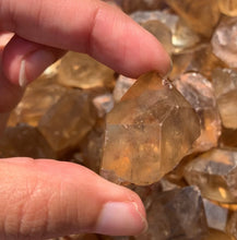 Charger l'image dans la galerie, Citrine brut 48