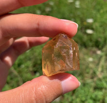 Charger l'image dans la galerie, Citrine brut 104