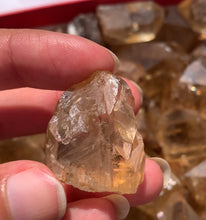 Charger l'image dans la galerie, Citrine brut 87