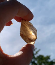 Charger l'image dans la galerie, Citrine brut 77