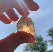 Charger l'image dans la galerie, Citrine brut 69